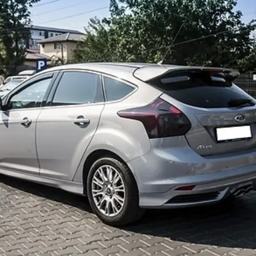 Coppia di ammortizzatori posteriori Ford Focus Mk3